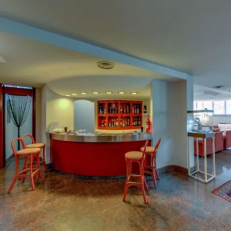 President Hotel