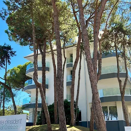 Hotel President 4*